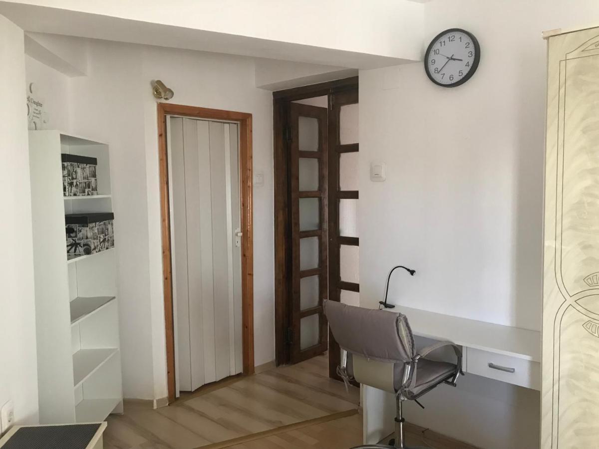 Danielle Apartament Jászvásár Kültér fotó